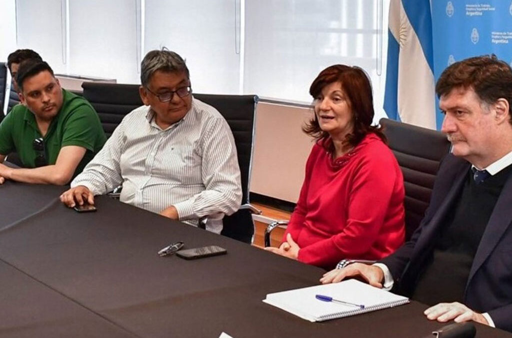 Puerto de Buenos Aires: El SUPA firmó una paritaria del 104% con revisión trimestral