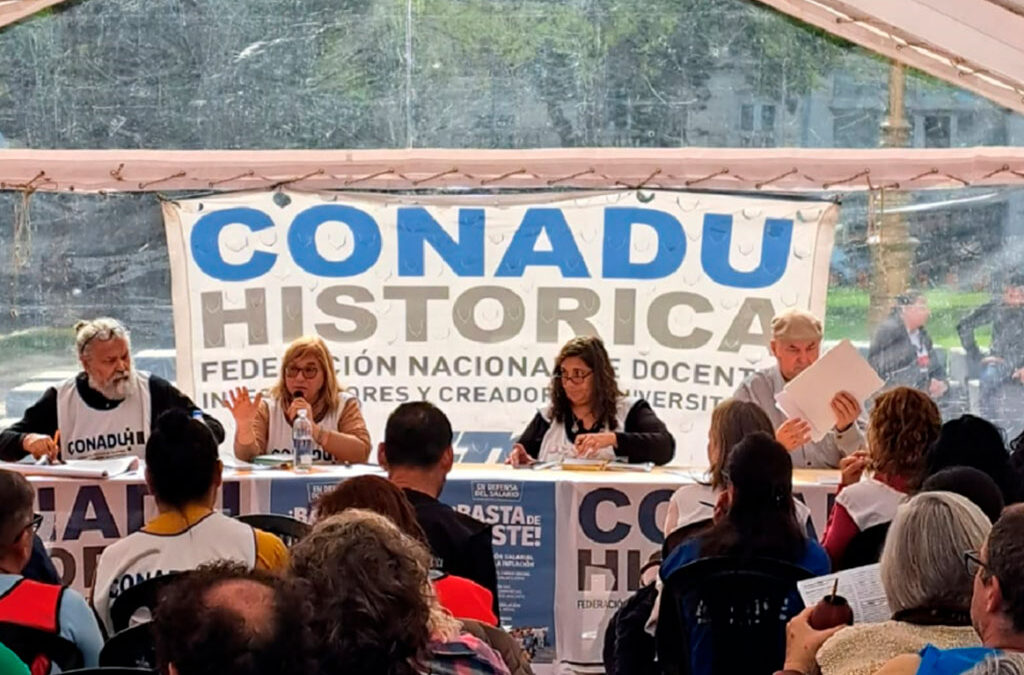 Docentes universitarios intensifican su plan de lucha y lanzaron un paro de 48 horas