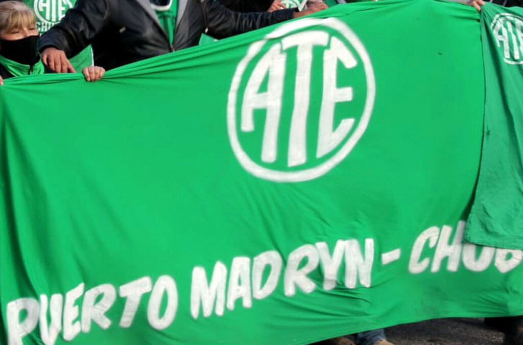 Auxiliares de la Educación a un paro para este martes