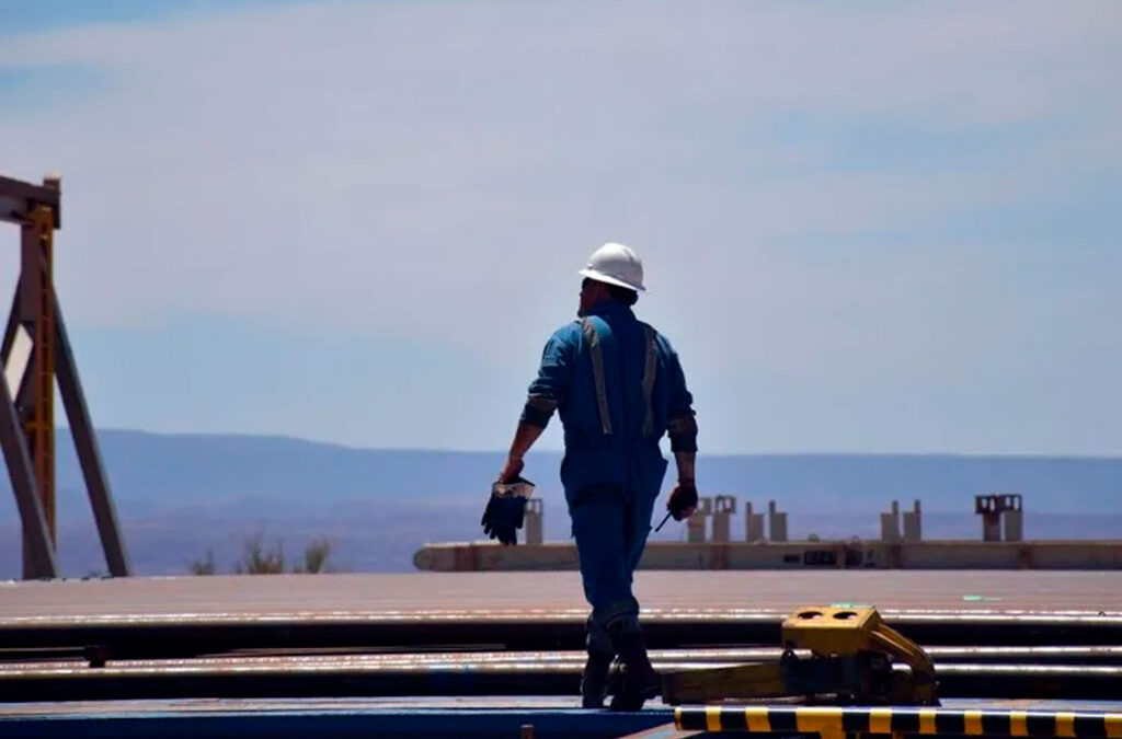 Trabajador petrolero perdió un brazo en un accidente laboral y el gremio analiza ir a paro