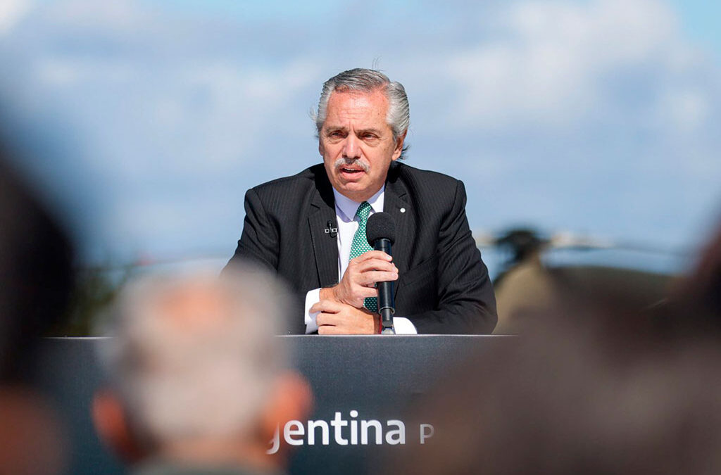 Alberto Fernández insistió con que las paritarias «están siguiendo la inflación» y le volvió a cerrar la puerta a la suma fija: «No arregla nada»