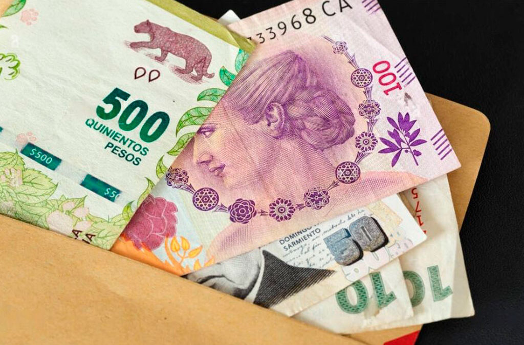 Incremento del 100% para trabajadores en blanco: ¿a quiénes les corresponde y cuándo se cobra?