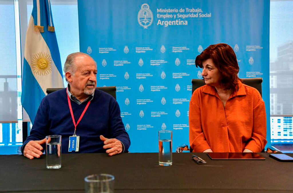 La CTA pidió a Olmos adelantar el llamado al Consejo del Salario y una suma fija para elevar ingresos