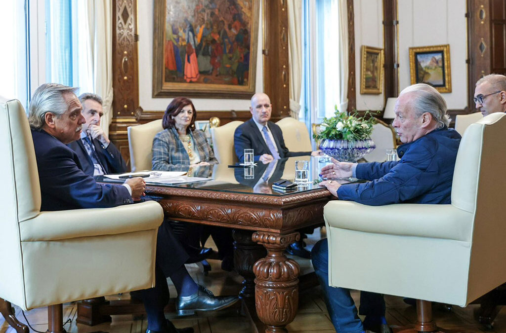 UPCN cerró con Alberto Fernández un aumento trimestral del 33% para los estatales nacionales