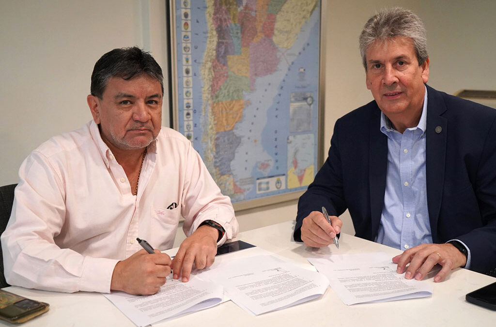 La UATRE y el Consejo Agroindustrial firmaron un convenio para promover empleo, desarrollo y salarios: «Se procura un agro que promueva desarrollo inclusivo»