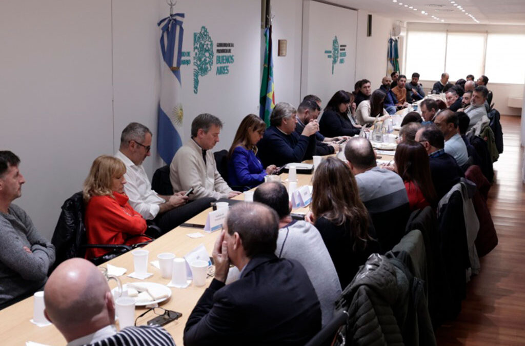 Gremios estatales presentaron sus propuestas y esperan la definición del Gobierno bonaerense