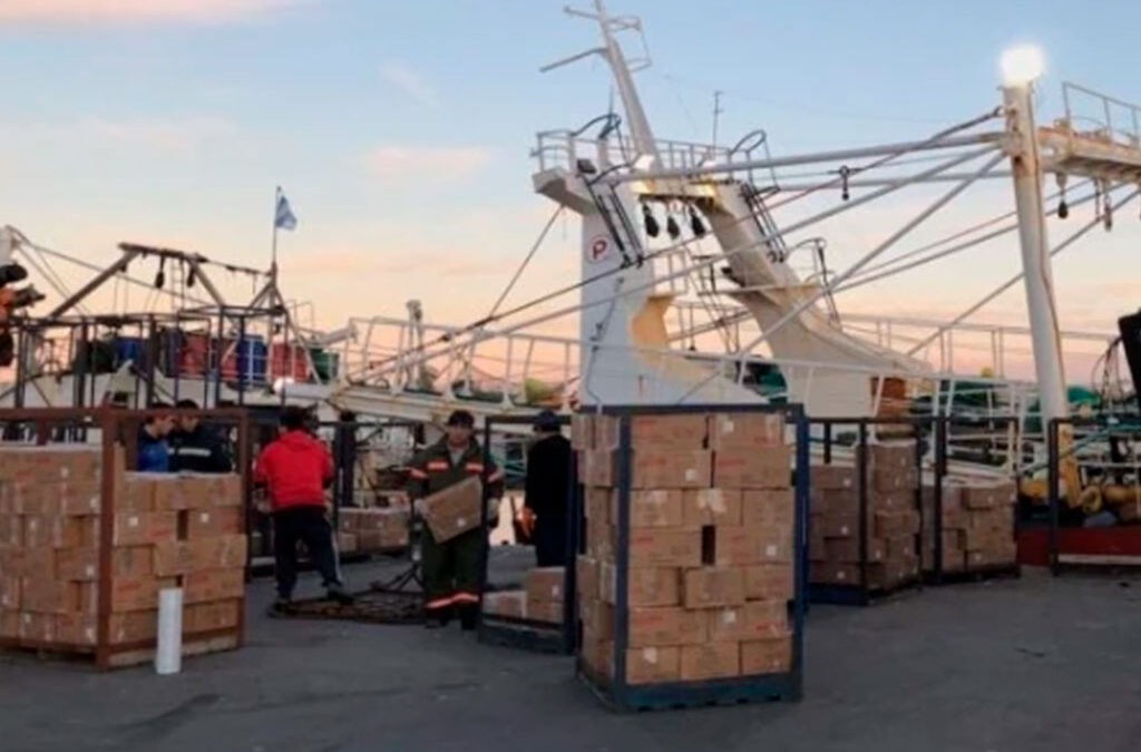 Por amenaza de paro en Puerto Deseado redirigen los barcos a Madryn