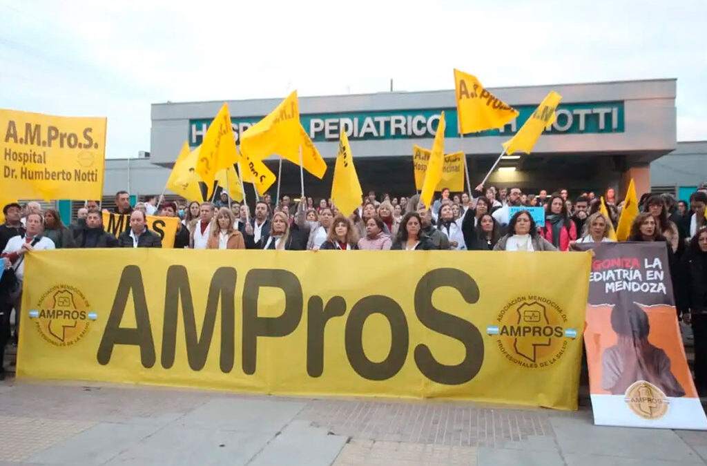 La ministra de Salud le respondió a Ampros: “Espero que no sea sólo una presión salarial”