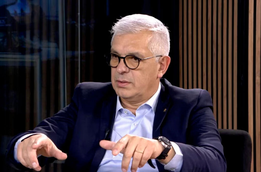 Julián Domínguez también se sumó al equipo de Sergio Massa como asesor para un “acuerdo social” entre gremios y empresarios