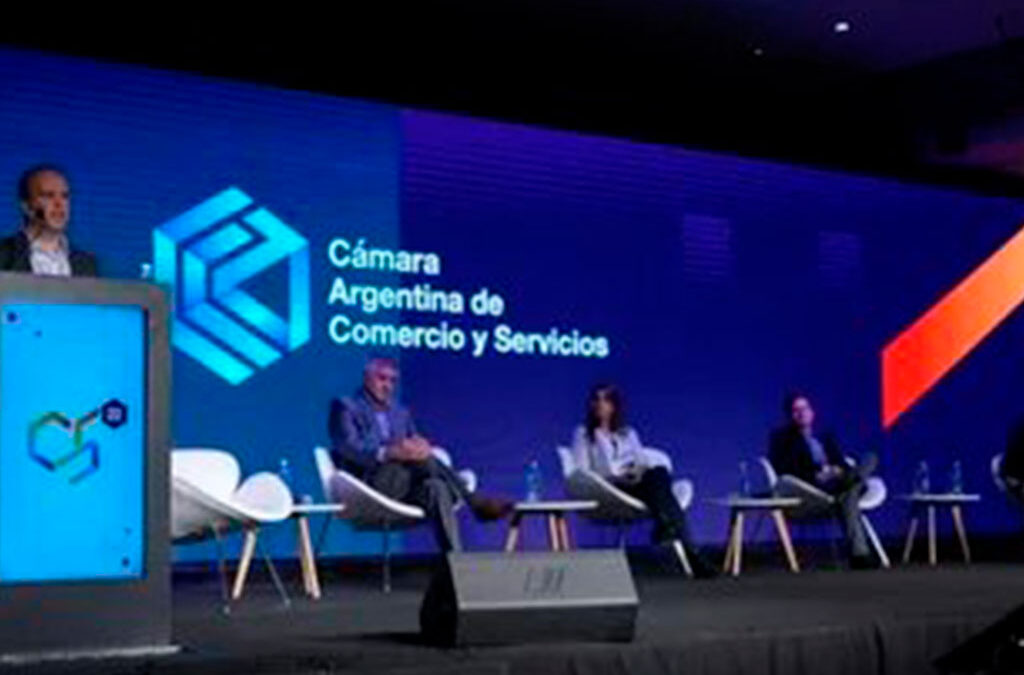 Empresarios se sumaron a referentes de la oposición y reclamaron una reforma laboral