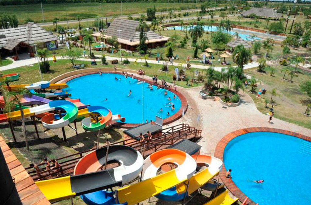 Destacan que los más de 150 parques y atracciones del país generan más de 10.000 empleos en turismo y gastronomía
