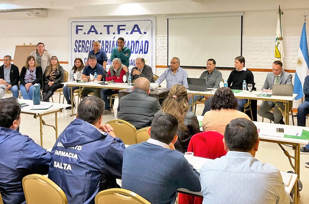 Paritarias permanentes: Gremio de farmacia acordó otro reajuste salarial