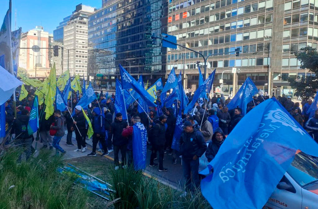 Tras casi 12 horas de negociación, fracasó la paritaria de los metalúrgicos: la UOM responsabilizó a Techint y activó un paro nacional de 48 horas