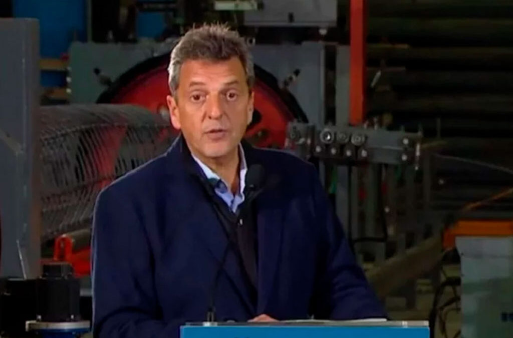 Massa advierte sobre los planes de la oposición: «Plantean eliminar subsidios de la luz; los trabajadores pagarían una boleta de $27.000»