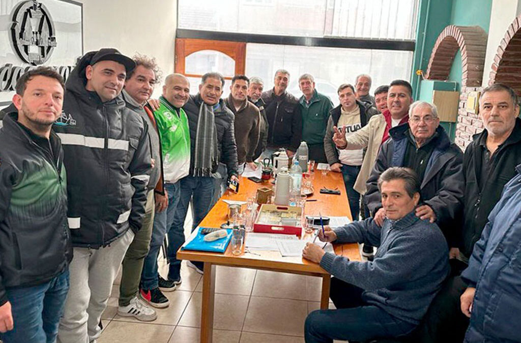 Mar del Plata: Guincheros firmó un convenio con los prestadores de servicios del Puerto para que se reconozca la representación sindical y el convenio colectivo