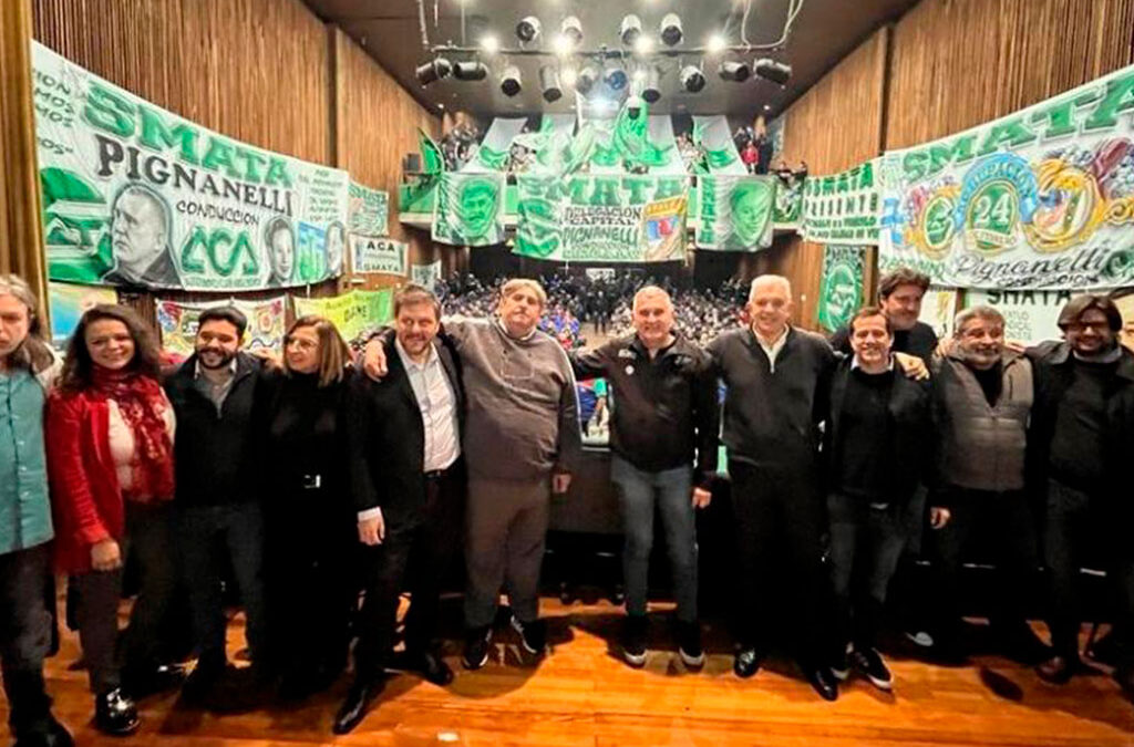 La conducción del SMATA y otros dirigentes respaldaron la fórmula que encabeza Leandro Santoro en territorio porteño
