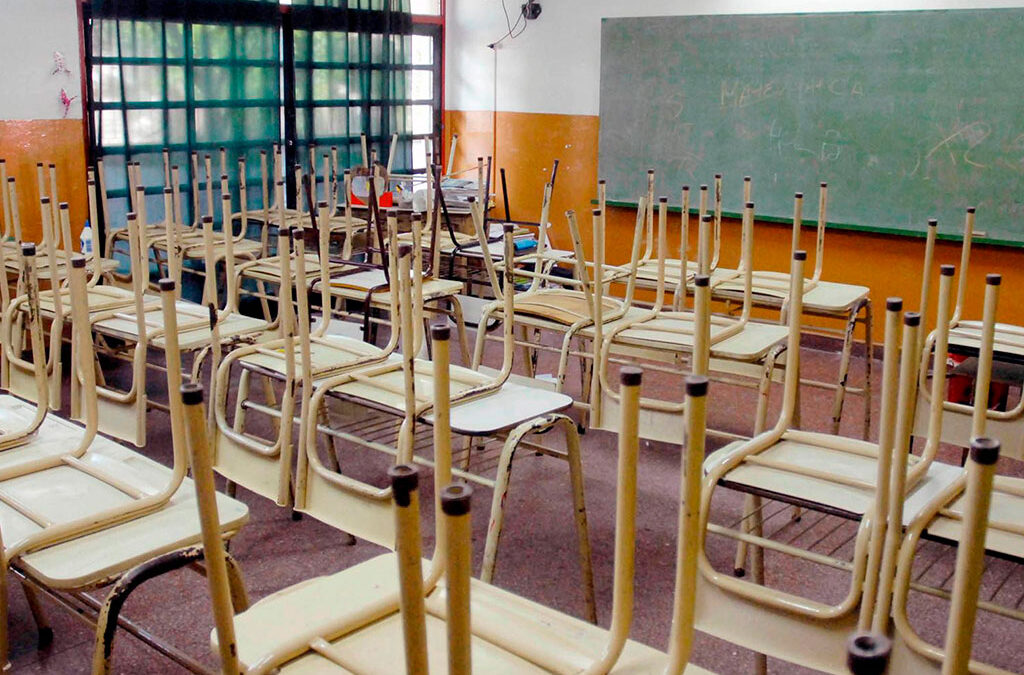 Paro de docentes porteños: no habrá clases tras la muerte de una manifestante en el Obelisco