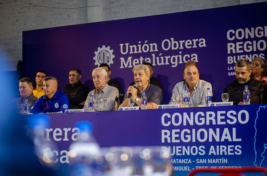 Siderúrgicos: La UOM cerró la paritaria, pero sigue en «guerra» con Techint