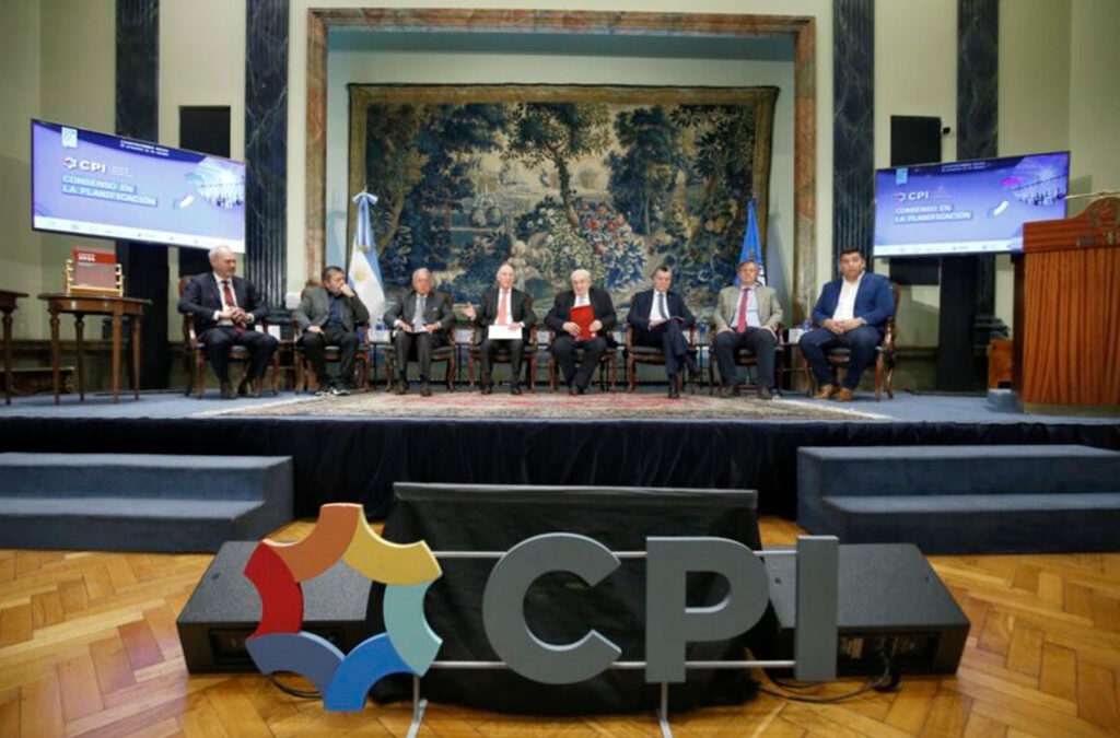 «Construir 2034»: Las propuestas de empresarios y sindicalistas para un plan estratégico nacional