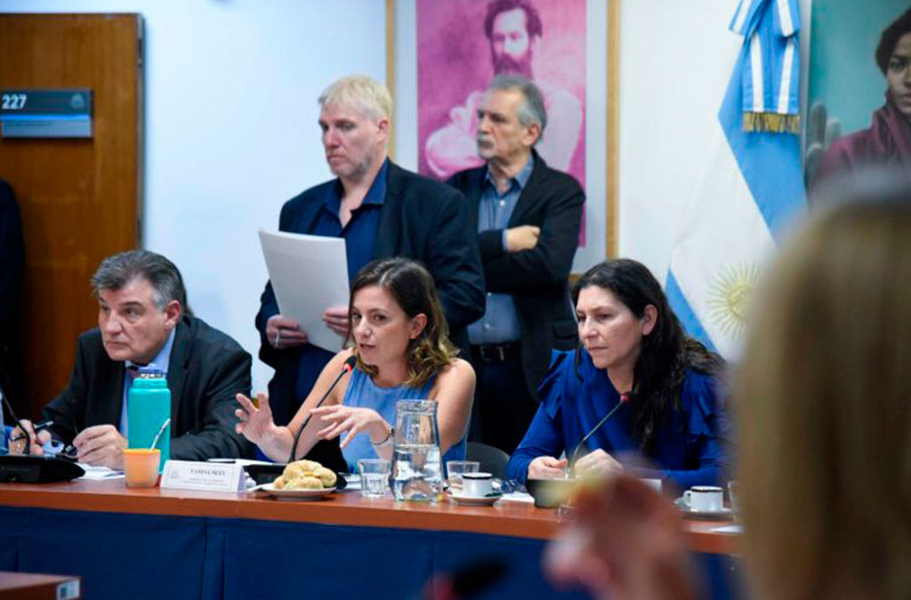 Buscarán avanzar este martes en un dictamen de consenso para reformar el régimen de licencias parentales y de cuidados