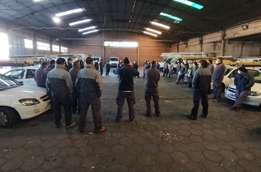 Telefónicos se declaran en estado de alerta y movilización por paritarias