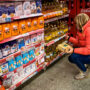 Tras fuertes remarcaciones, la industria de alimentos salió al cruce de los acuerdos de precio ‘individuales’