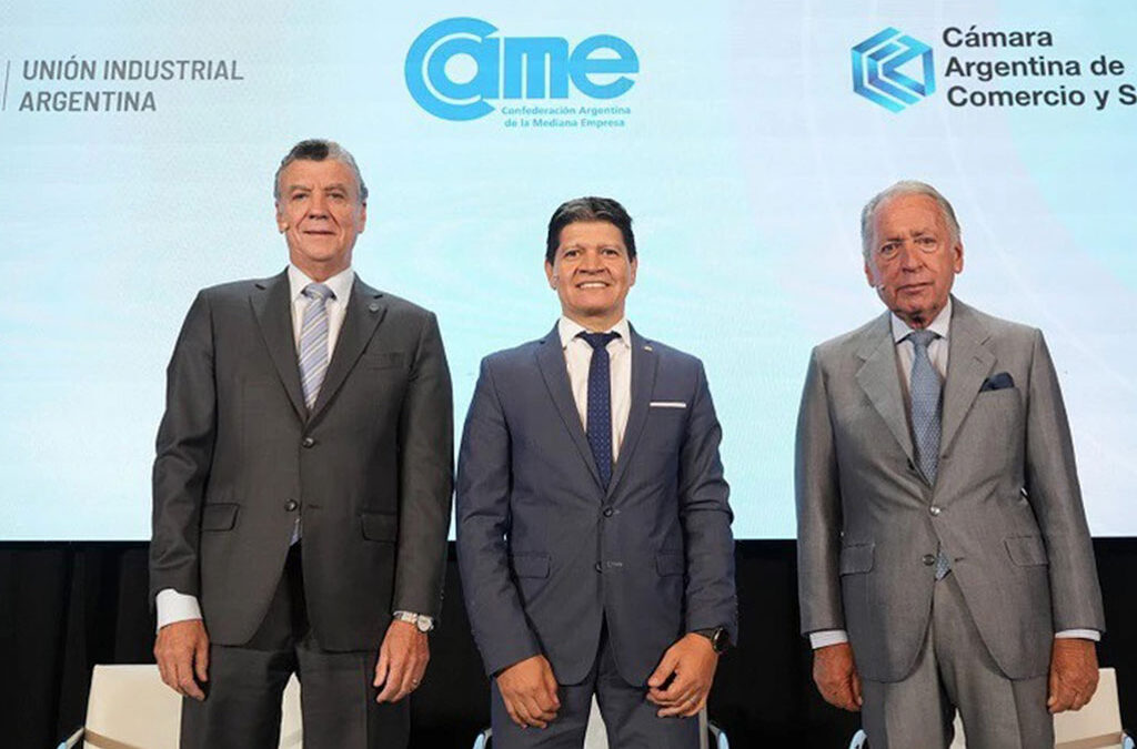 Amplio rechazo de empresas a la suma fija que otorgó el Gobierno a empleados: piden que se respeten las paritarias