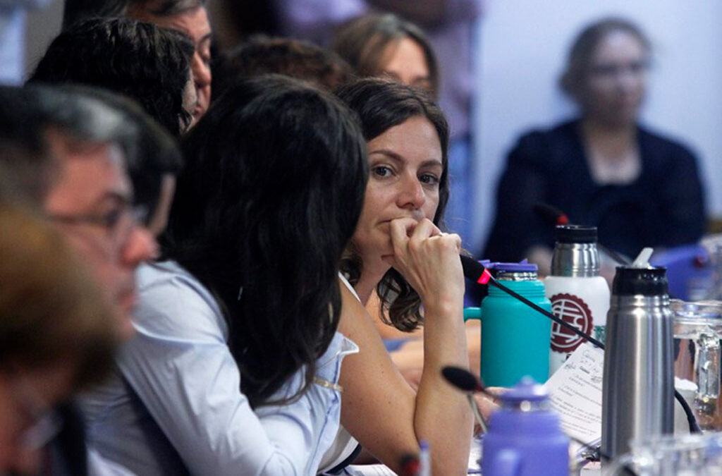 El kirchnerismo ahora impulsa reducir la jornada laboral a seis horas