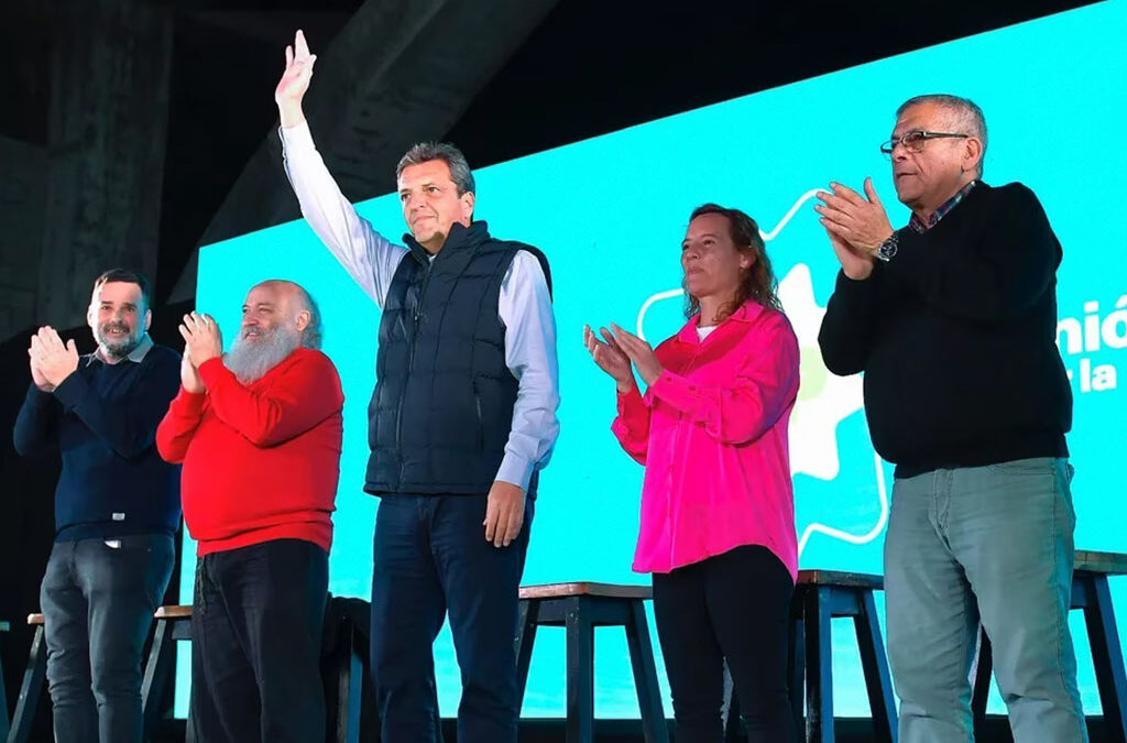Los movimientos sociales y Sergio Massa darán una fuerte muestra de unidad a la vez que relanzan la campaña electoral