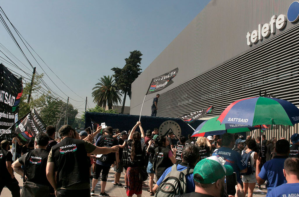 Sin propuesta empresaria, trabajadores de la televisión abierta convocaron a un paro por 48 horas