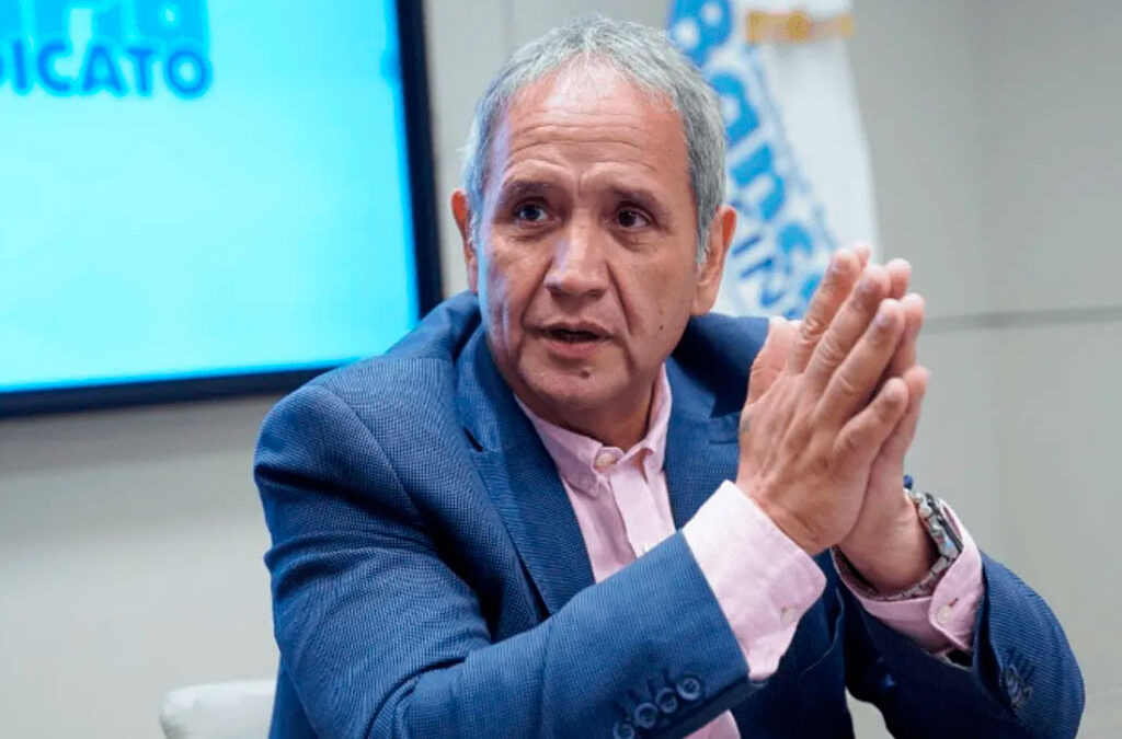 Bancarios lograron un aumento del 22% y un bono por su día de casi 407 mil pesos