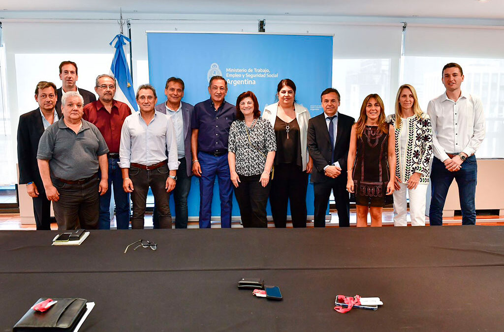 Los ferroviarios logran un 36% de aumento salarial hasta octubre y una suma fija del 12%