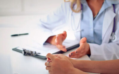 Médicos cobrarán un bono por las consultas de prepagas y obras sociales