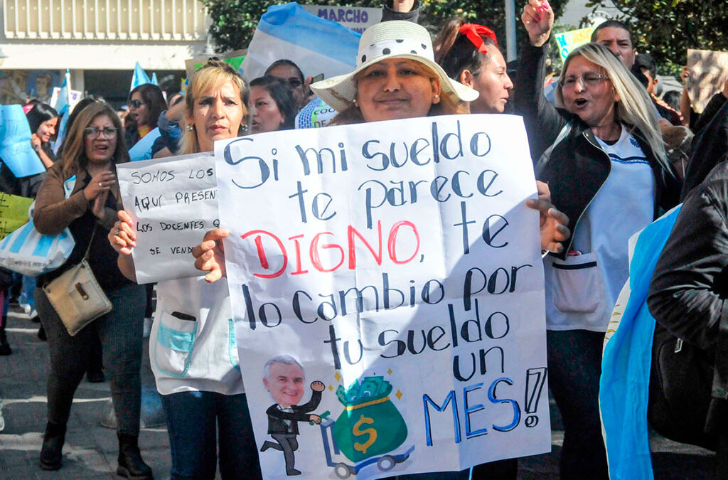 Los maestros jujeños volverán a movilizar por mejoras salariales y la devolución de descuentos por días de paro