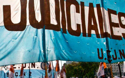 Los judiciales realizan un “banderazo nacional” y preparan un paro de 24 horas por reclamo salarial