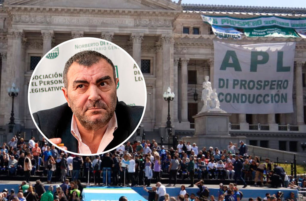 Enojo con Norberto Di Próspero en el arco sindical
