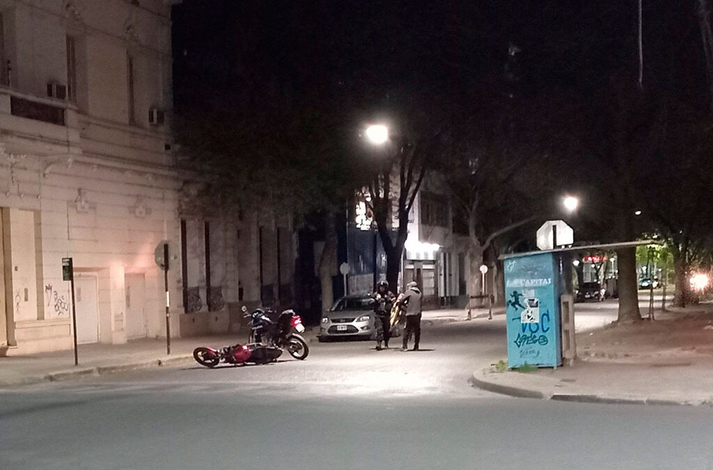 Un joven que «hace changas cómo sicario» baleó la sede del sindicato de camioneros de Rosario