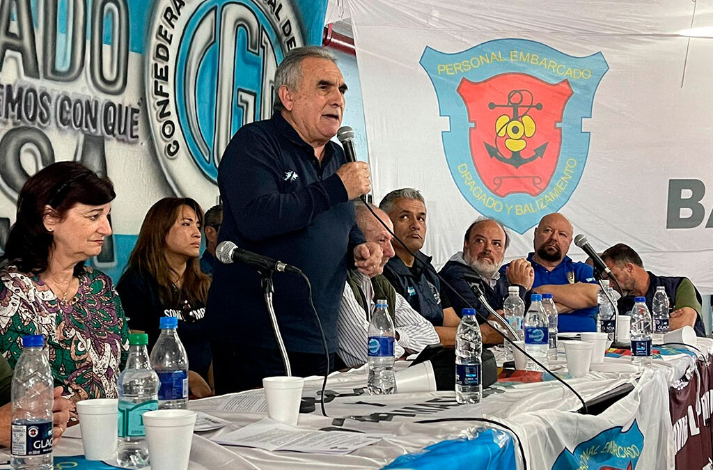 Schmid cruzó a Milei y afirmó que «lo que está en disputa es el proyecto de país que deseamos tener»