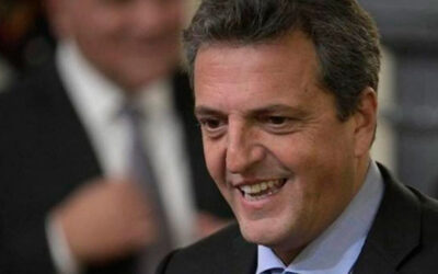 Trabajadores de un banco recibieron un bono de $300.000 junto con un recordatorio: «Hay que votar a Massa»