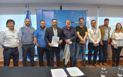 Petroleros abren mesa de diálogo por los puestos de trabajo en Refinor