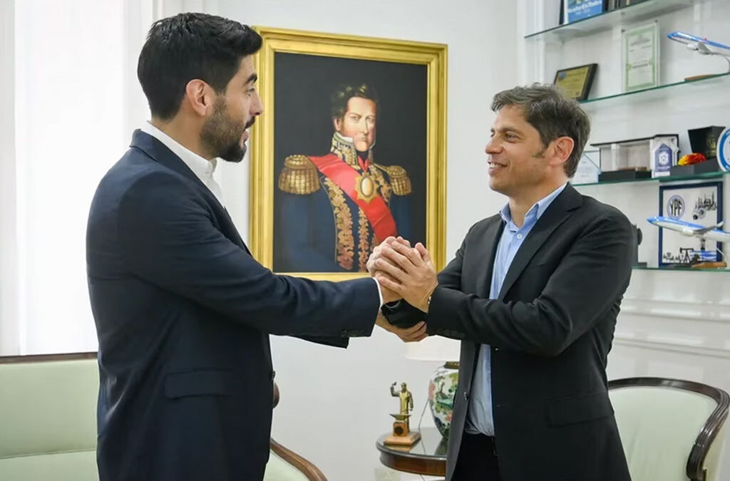 Axel Kicillof se reunió con Facundo Moyano, que pide que se renueve la conducción del peronismo bonaerense