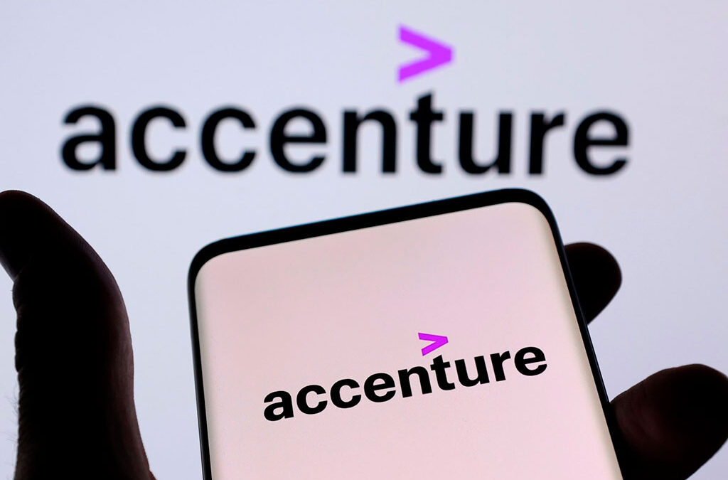 Accenture avisó que congela los sueldos de su personal y desde el gremio de computación reclaman que los sienten en paritarias
