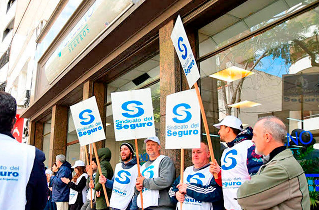 Trabajadores del seguro se declaran en alerta y movilización tras la negativa a adelantar aumentos