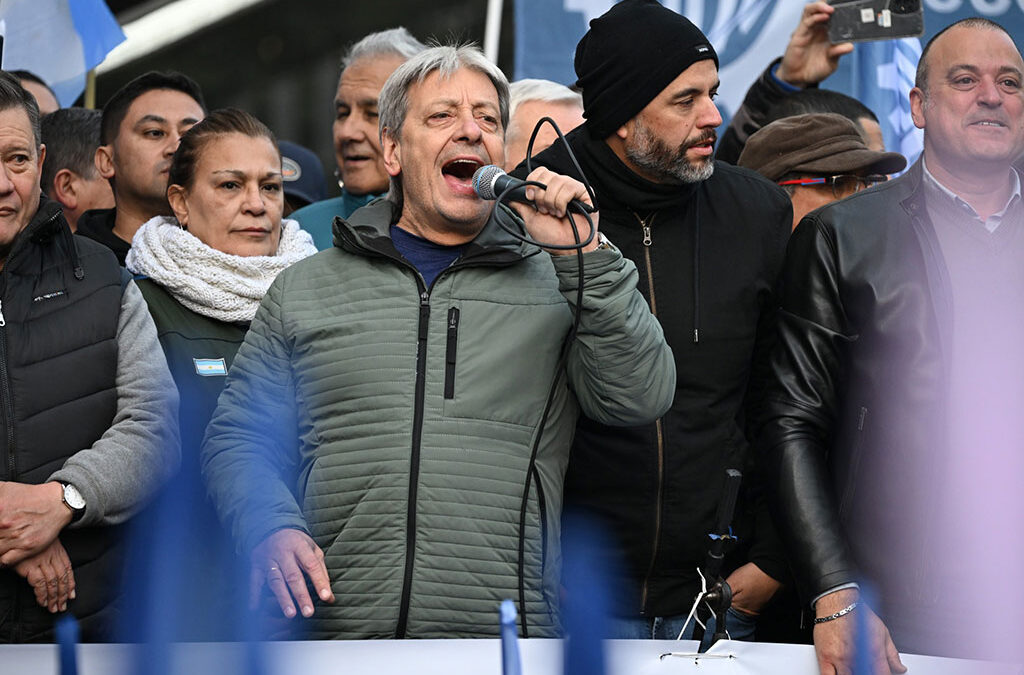 Abel Furlán: «Tenemos que mostrar rebeldía, no podemos naturalizar salarios de hambre»