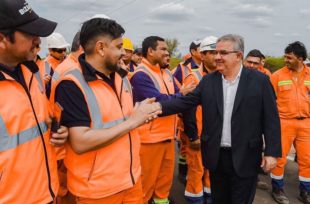 Catamarca y Tierra del Fuego anunciaron bonos para los trabajadores estatales