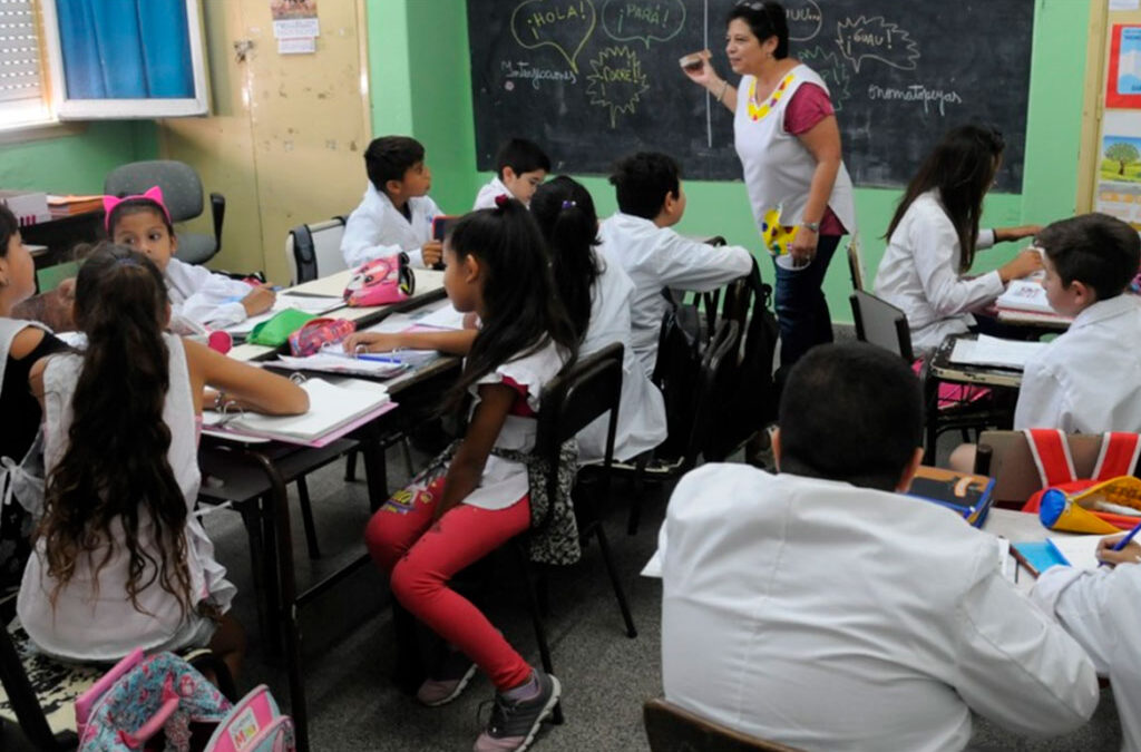 Jugada de la Ciudad contra los paros de docentes porteños: Duplica el descuento por faltas injustificadas