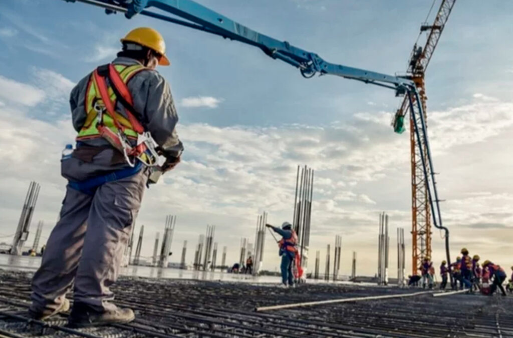Argentina registró un récord de empleo registrado en agosto: está 10,1% por encima de 2019 y registra 29 meses de crecimiento