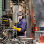 El empleo industrial volvió a crecer en agosto y acumula 25 meses de incremento acumulado