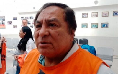 Profesionales de la salud continúan con medidas de fuerza por reclamo salarial