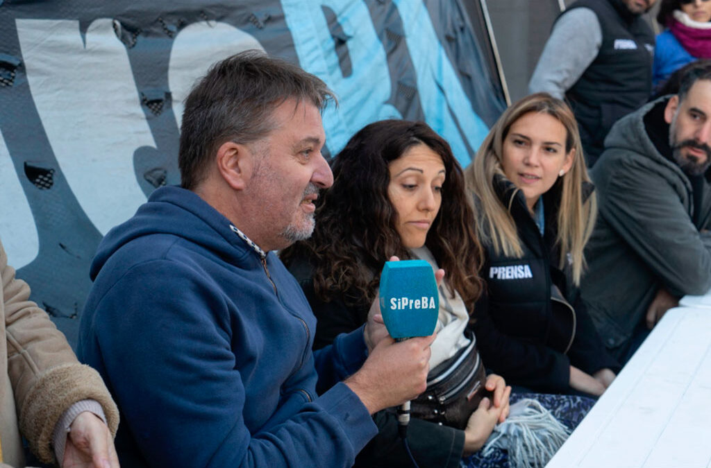 Tras audiencias y medidas de fuerza, el Sipreba alcanzó un acuerdo paritario para la prensa escrita